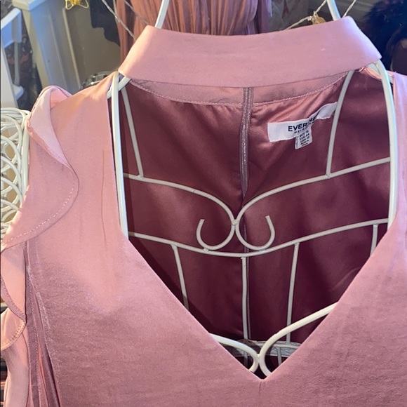 Ever new pink ruffle dress - Picture 2 of 2